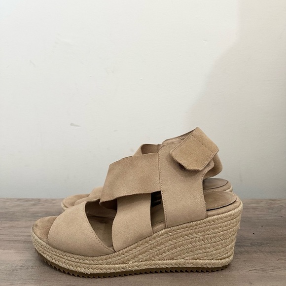 Eileen Fisher Willow Women’s Size 7 Tan Espadrille Wedge Sandals - Picture 1 of 7